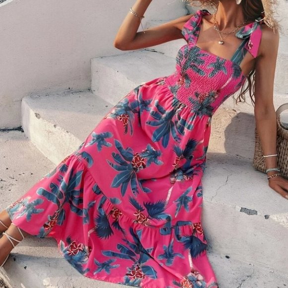 Tropical Paradise Pink maxi Dress - Picture 2 of 9